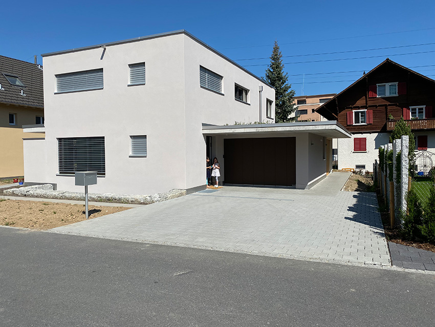 Hochbau Einfamilienhaus Lachen Web.jpg